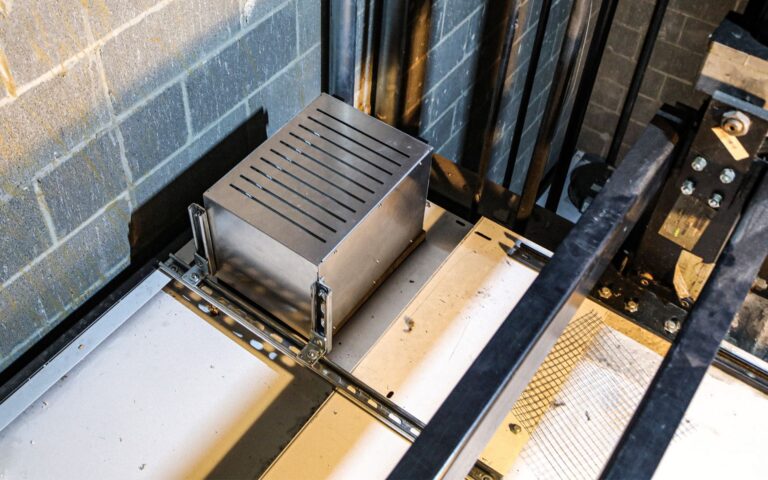 Elevator Cab Cleaning System