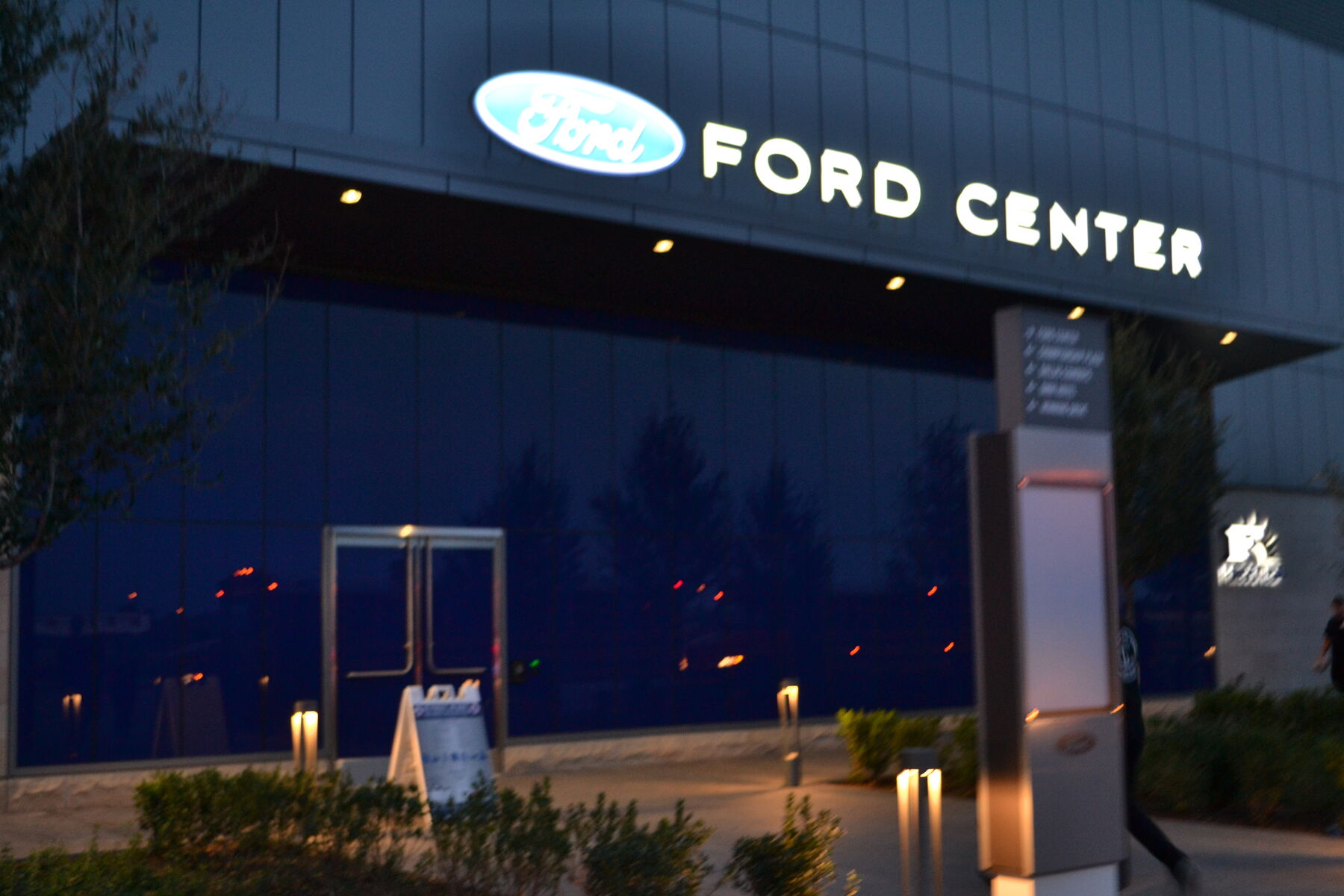 Dallas Cowboys Ford Center Stadium & Training Facility