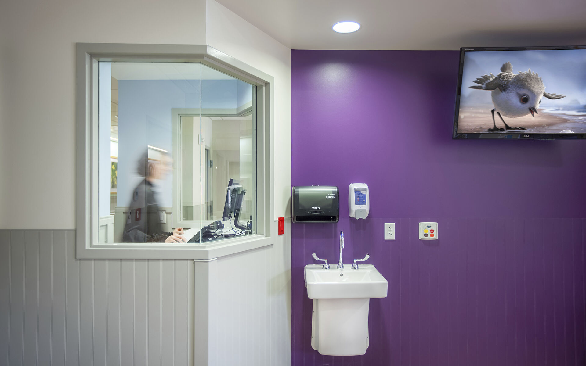 Pediatric Emergency Department Overland Park Regional Medical Center