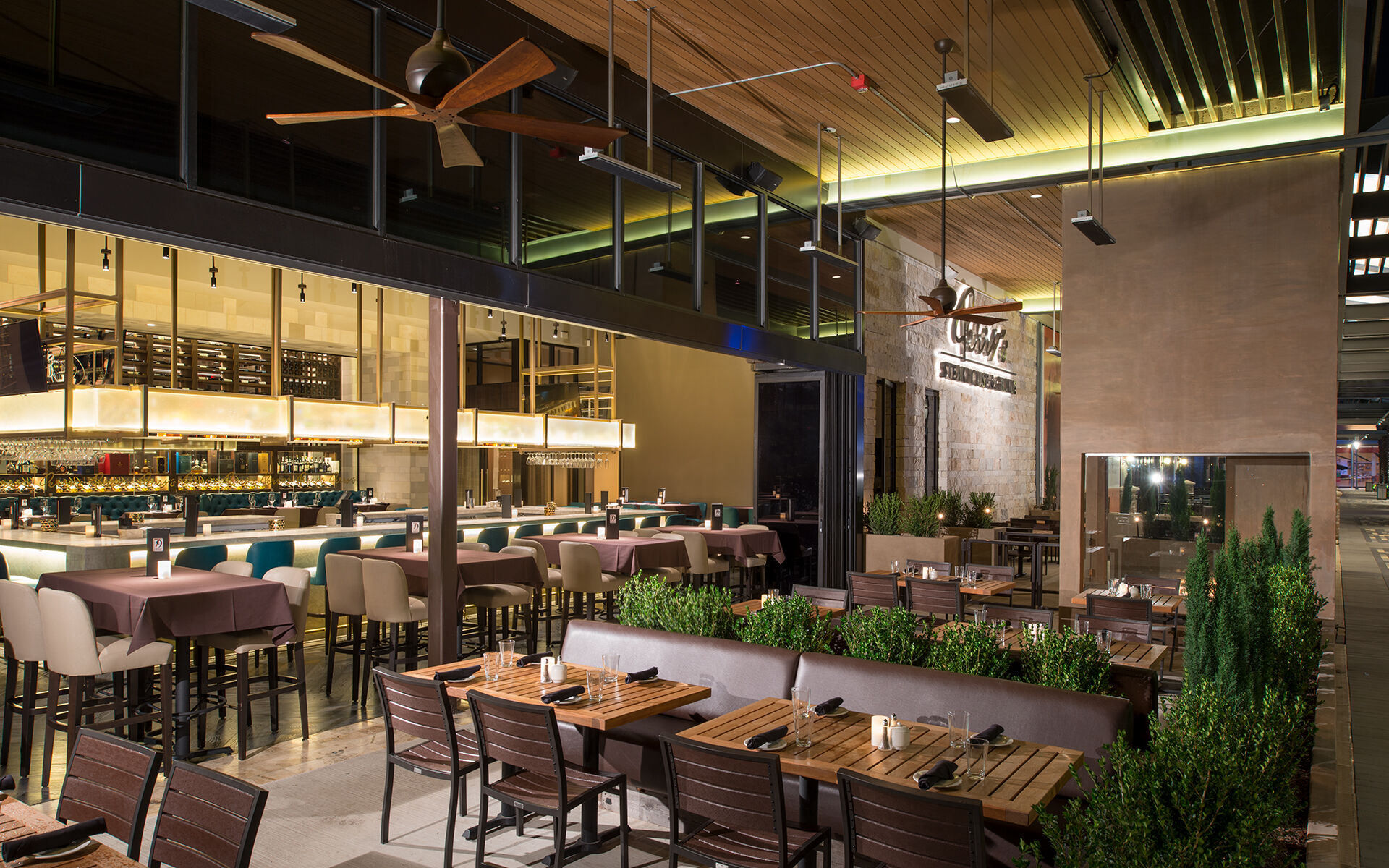 Perry’s Steakhouse at Baybrook Mall