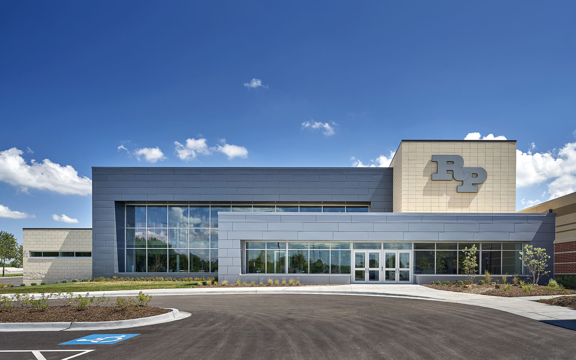 Raymore-Peculiar R-2 SD Raymore-Peculiar High School Renovation & Addition